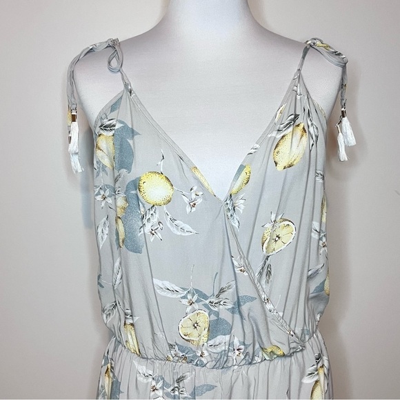 Plum Pretty Sugar Anthropologie Lemon Print Romper Sleepwear Size M/L - Picture 13 of 14